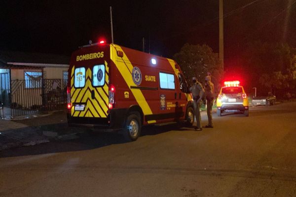 Imagem referente a notícia: Homem de 43 anos fica ferido após sofre golpes de facão no Jardim Clarito