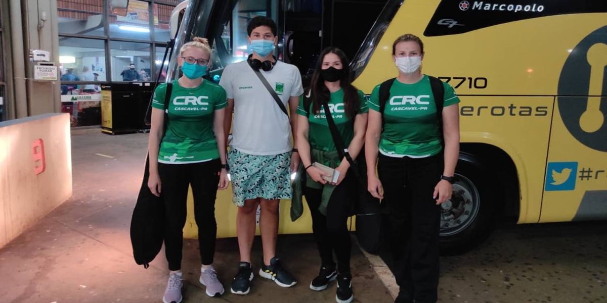 Atletas do CRC embarcam rumo ao Brasileiro de Maratona em Brasília