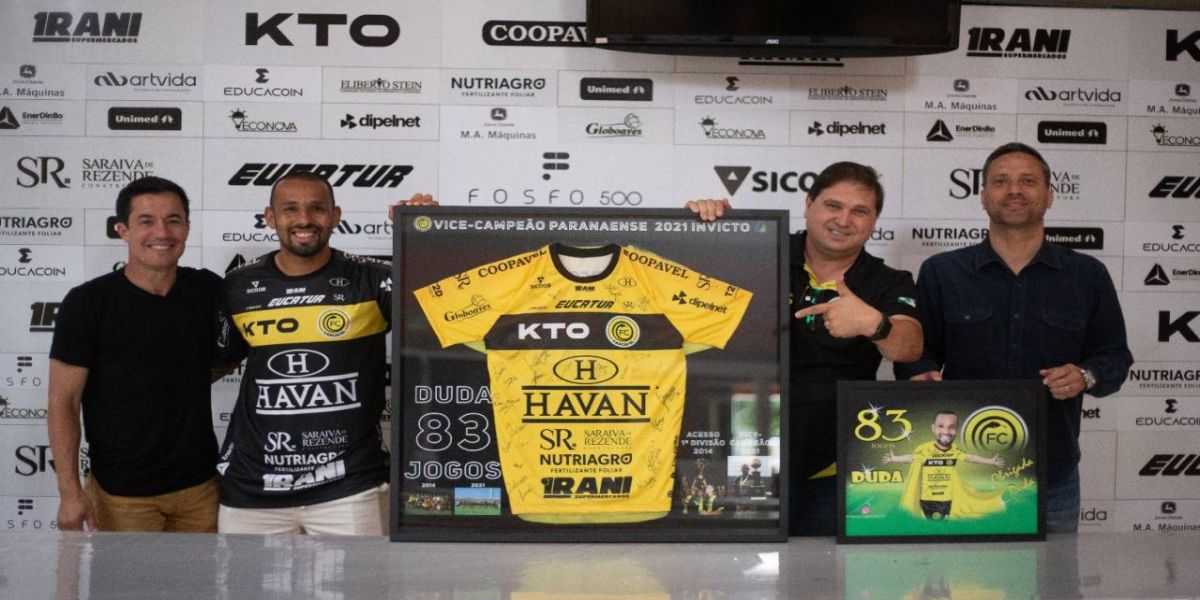 Dono de uma bela história com a camisa do Cascavel, volante Duda se despede da Serpente Aurinegra