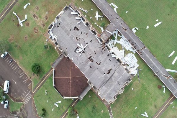 Imagem referente a notícia: Todos por Foz: Campus da Unioeste será reconstruído após vendaval