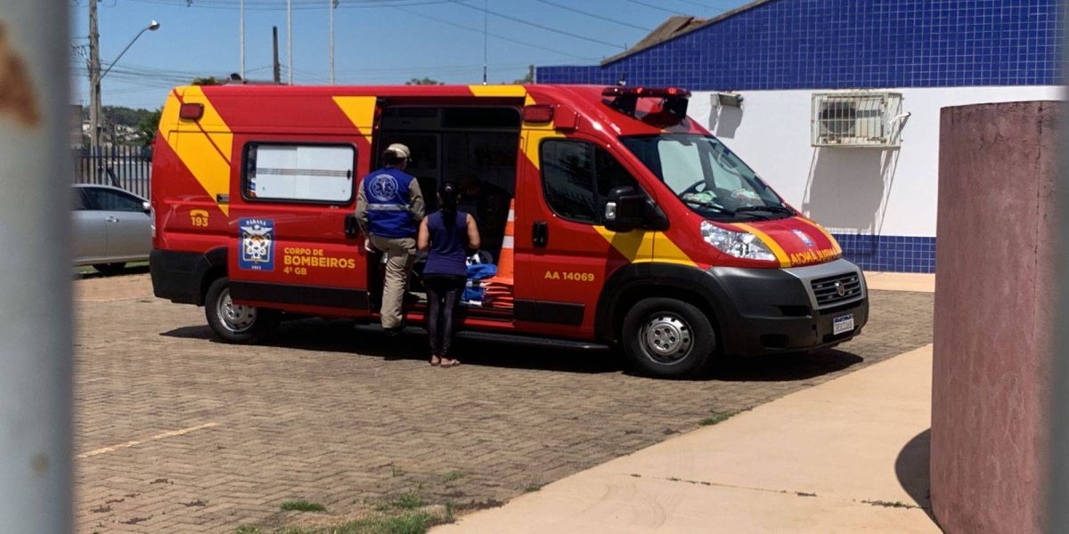 Criança de 5 anos sofre queda de balaço em Cmei do Bairro Interlagos