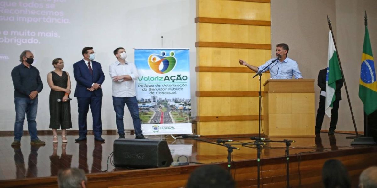 "Foram muito bons esses quarenta anos", diz servidor mais antigo da Prefeitura