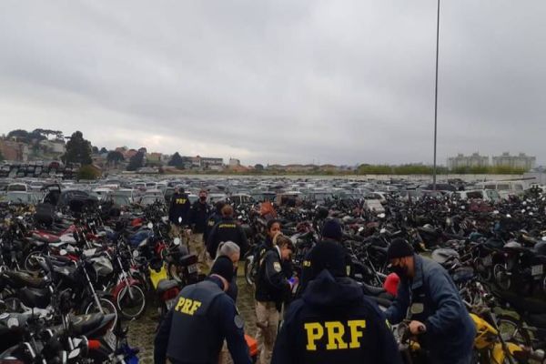 PRF realiza leilão virtual de veículos retidos em todo o Paraná