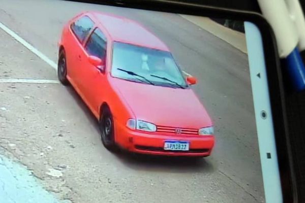 Veículo Gol é furtado no Bairro Alto Alegre em Cascavel