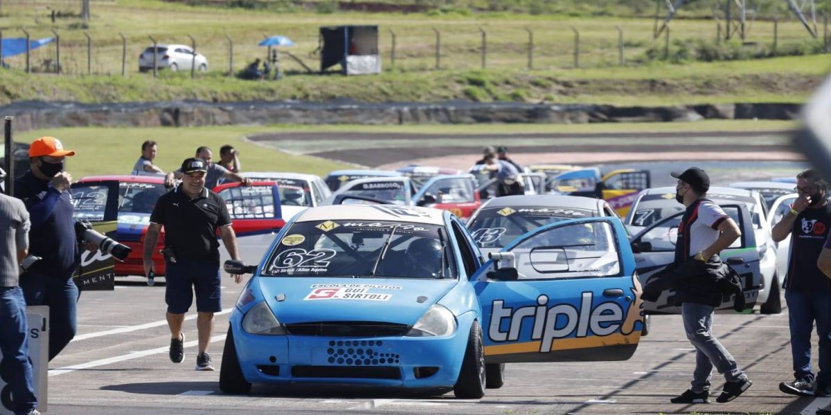 Prefeito Paranhos acompanha a largada da 35ª Cascavel de Ouro