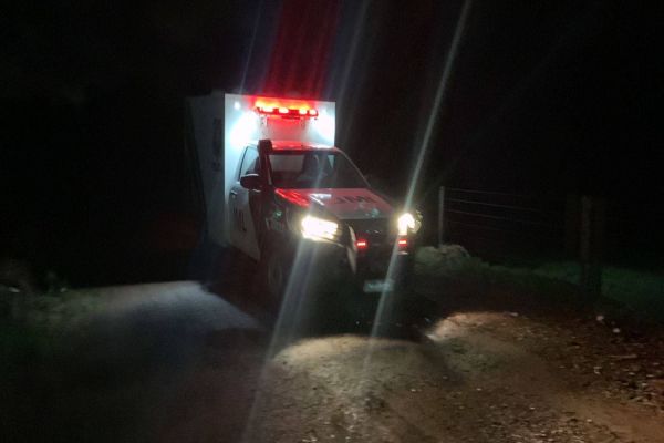 Imagem referente a notícia: Menina levada por enxurrada é localizada sem vida ao lado da estação de tratamento da Sanepar