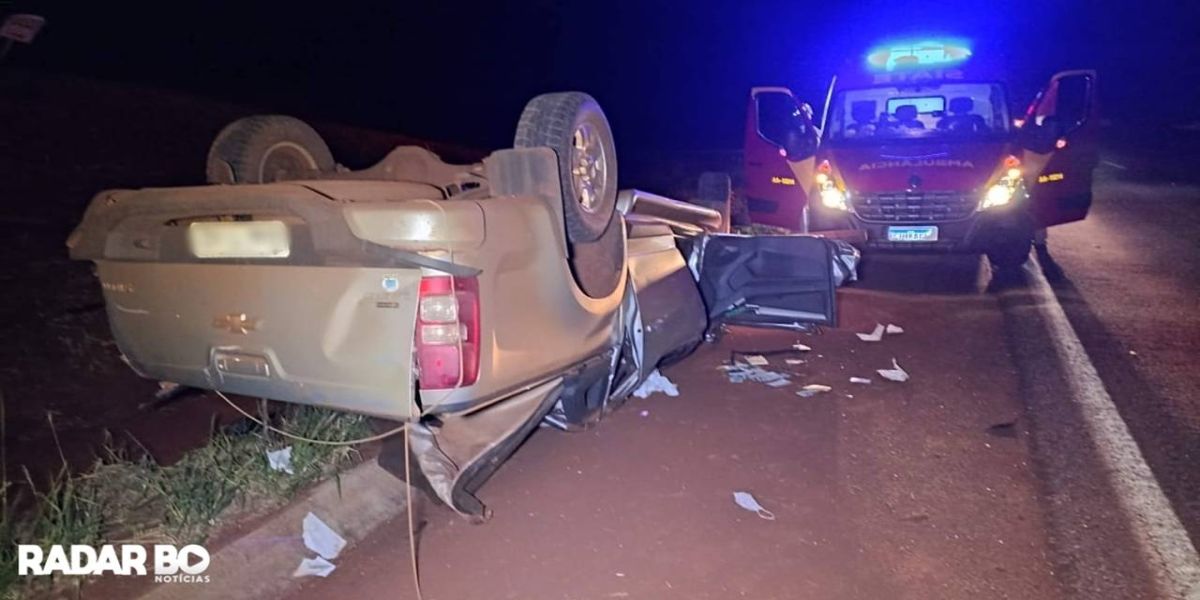 Dois jovens morrem ao capotar S10 na BR-163 em Toledo
