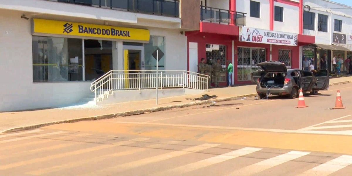 Três Barras do PR: Polícia Militar impede assalto à banco e seis meliantes são mortos em confronto