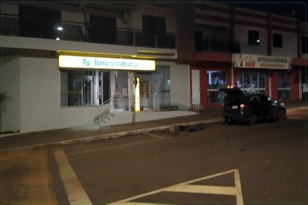 Imagem referente a notícia: Seis pessoas morrem após tentativa de assalto em Três Barras do Paraná