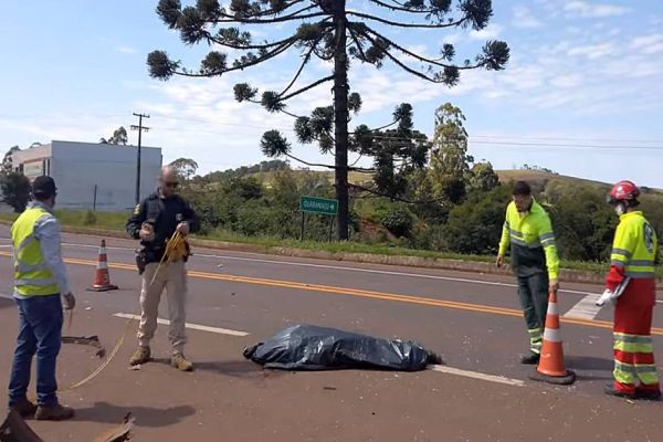 Homem morre em grave acidente na BR-277, no trevo de acesso a Guaraniaçu