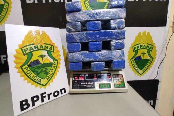 BPFRON apreende droga em ônibus na cidade de Guaíra; Destino seria Cascavel