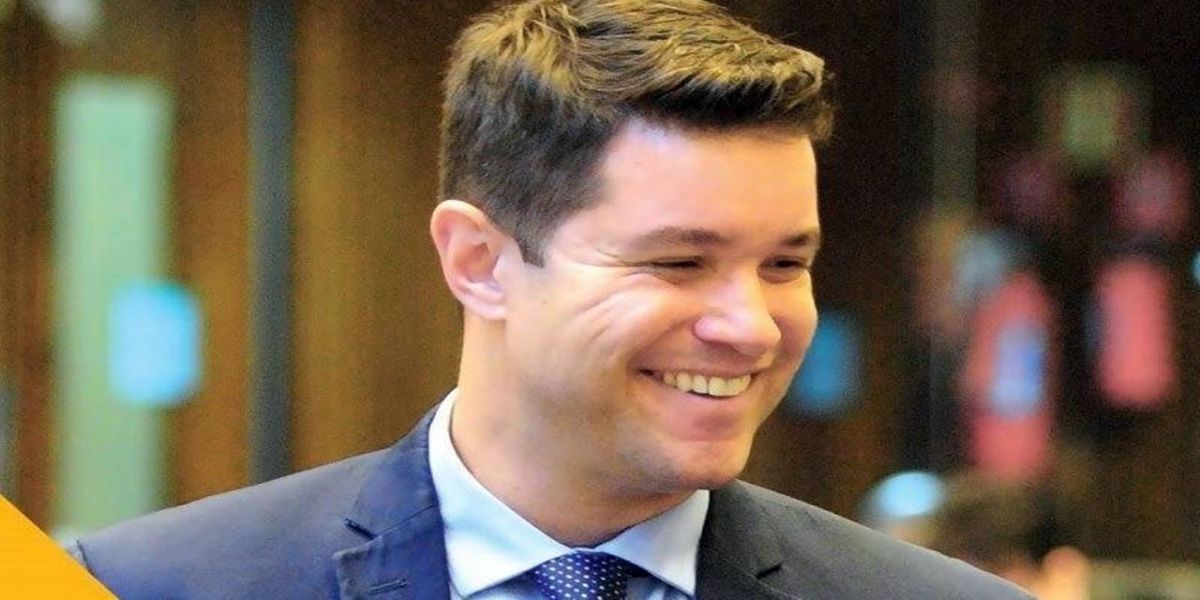 Câmara de Santa Tereza do Oeste aprova titulo de Cidadão Honorário à Guto Silva