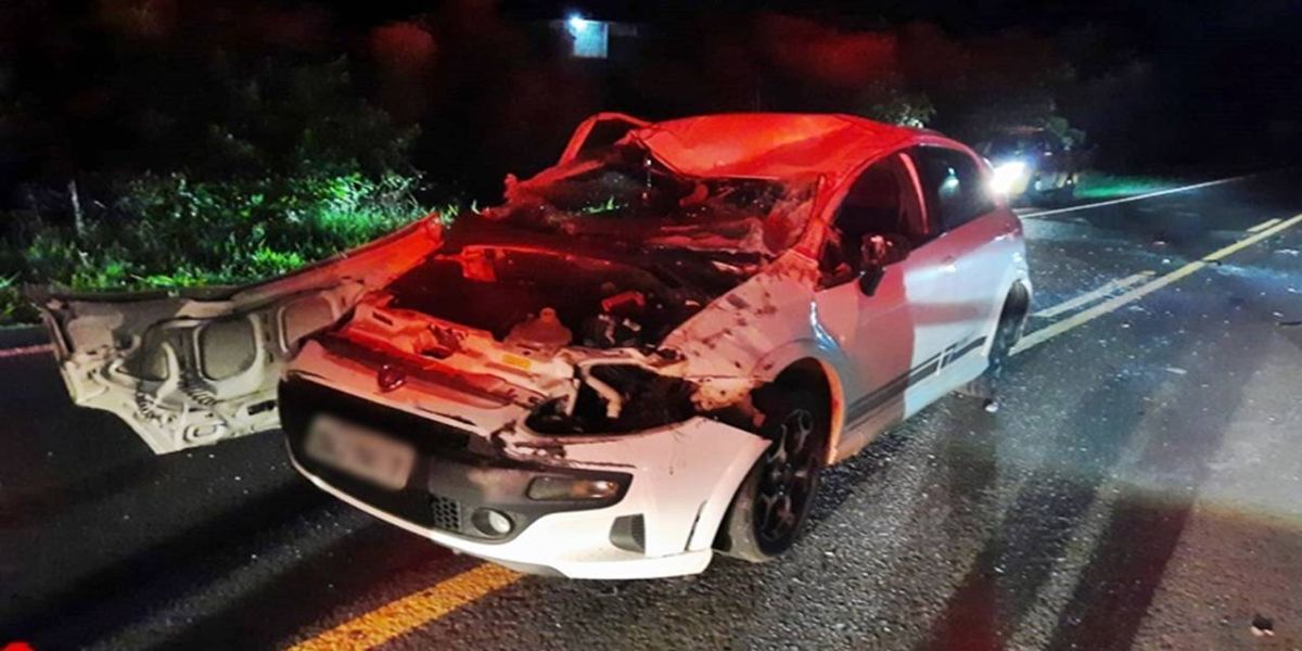 Homem morre e mulher fica gravemente ferida em acidente na PR-566 em Itapejara do Oeste