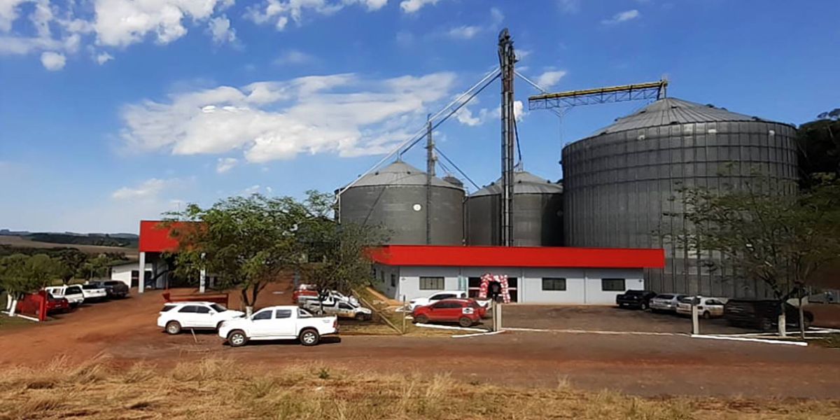 Coopavel inaugura novas estruturas para melhor atender cooperados em Vitorino