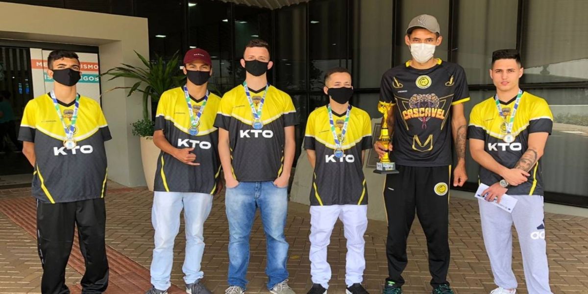 Equipe de Free Fire do FC Cascavel conquista 3º lugar no 1º Campeonato Municipal