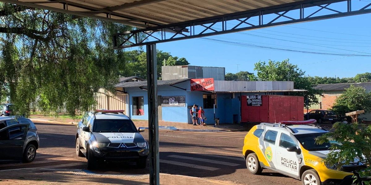 Polícia cumpre mandado de busca e apreensão em bar de Corbélia