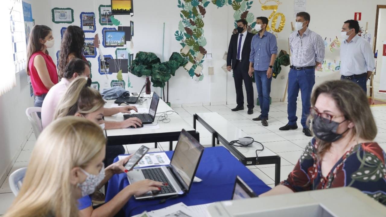 Paraná Cidadão realiza mais de nove mil atendimentos em Cascavel