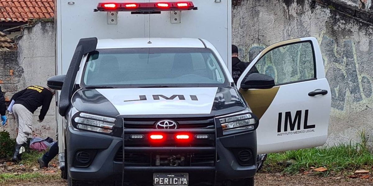 Criminosos invadem residência e matam três pessoas a tiros, mais de 30 tiros foram efetuados