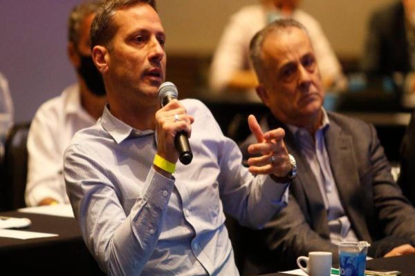 Executivo de futebol do FC Cascavel, Marcus Vinicius assume presidência da ABEX