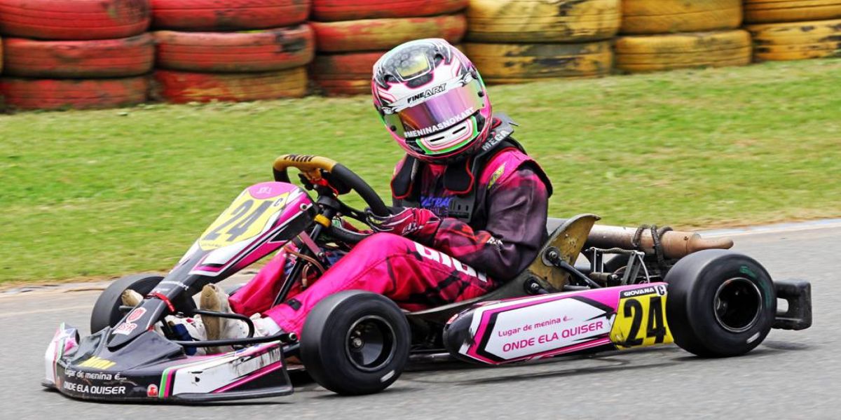 Giovana Marinoski "premiada" com motores fracos na reta final para o Brasileiro de Kart