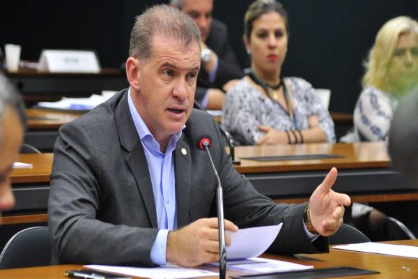 Evandro Roman tem mandato cassado pelo TSE