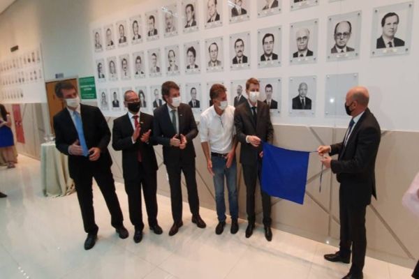 Edson, o 45º presidente, integra Galeria da Acic