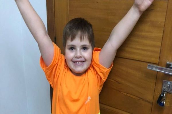 O primeiro pedaço do bolo vai para quem? Conheça a história do pequeno Murilo!