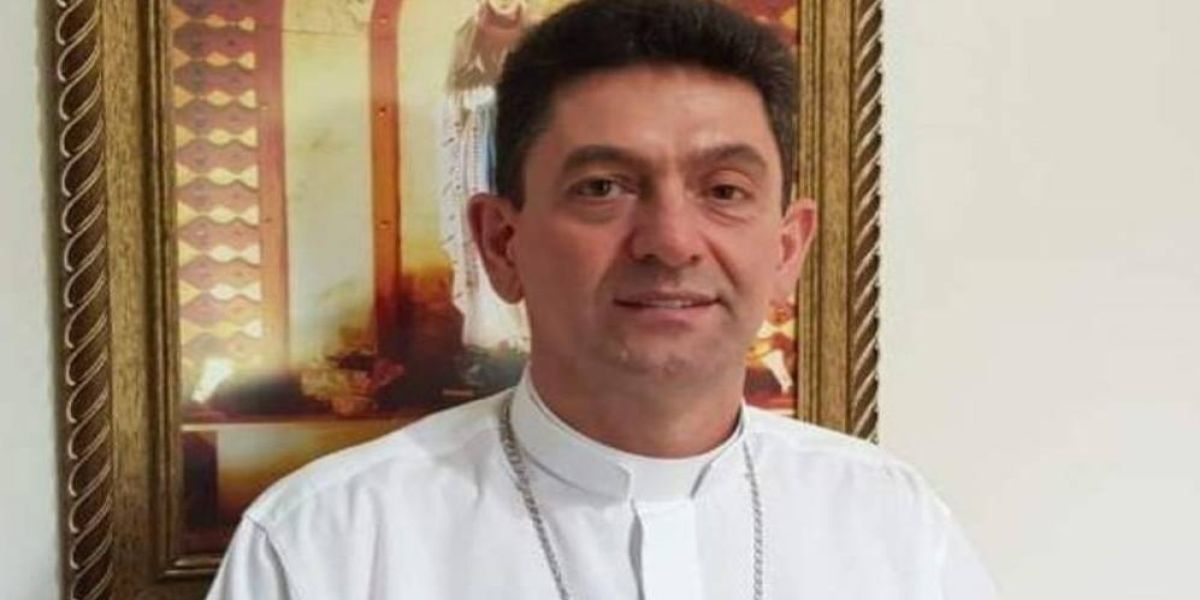 Dom Adelar, arcebispo de Cascavel, contrai meningite bacteriana e volta a ser internado