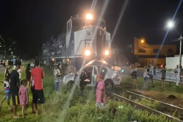 Mãe e filha de 6 anos morrem em acidente com trem em Rolândia