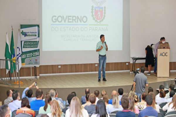 Prefeito Paranhos participa de evento sobre interiorização do Cartão Futuro