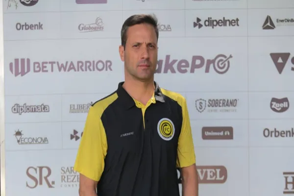 Foto relacionada a notícia: Executivo do FC Cascavel, Marcus Vinicius Beck Lima, recebe homenagem da Câmara