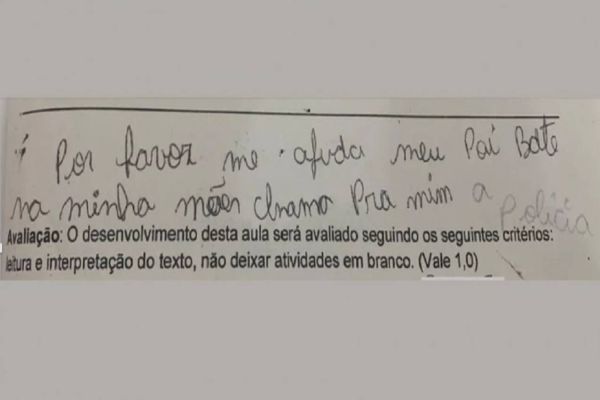 "Meu pai bate na minha mãe", escreve menina em pedido de socorro durante prova