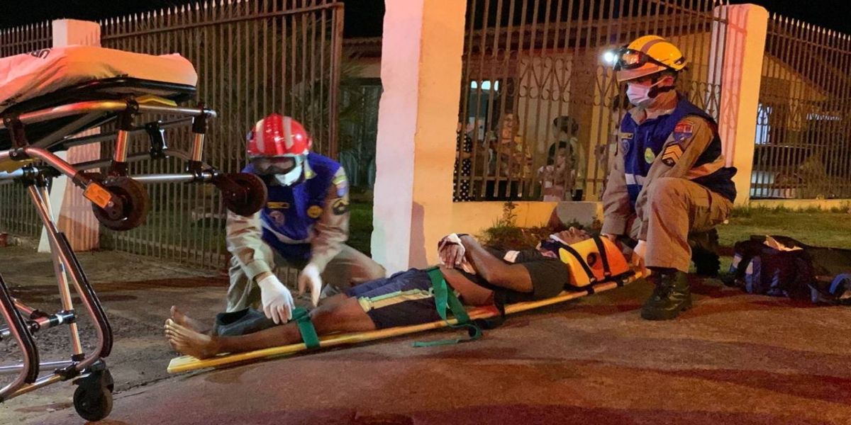 Colisão frontal entre motos é registrada na Rua Europa no Bairro Morumbi