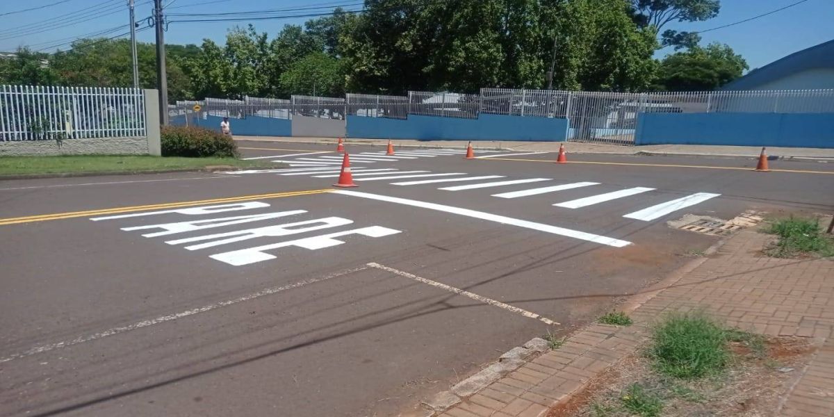 Cronograma da Transitar prevê 100% de áreas escolares sinalizadas até o início do próximo ano letivo