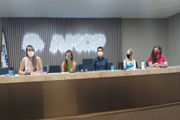 Conselho da Mulher empossa novos conselheiros e elege nova mesa diretiva