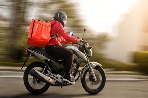 Conseg emitir nota orientando empresas, a não contratarem "moto-boy" com veículo irregular