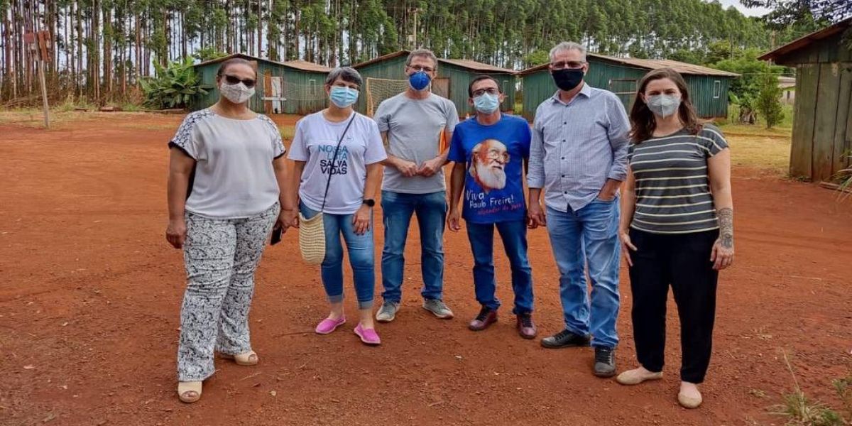 Comissão de Educação fiscaliza condições estruturais de Colégio do Campo