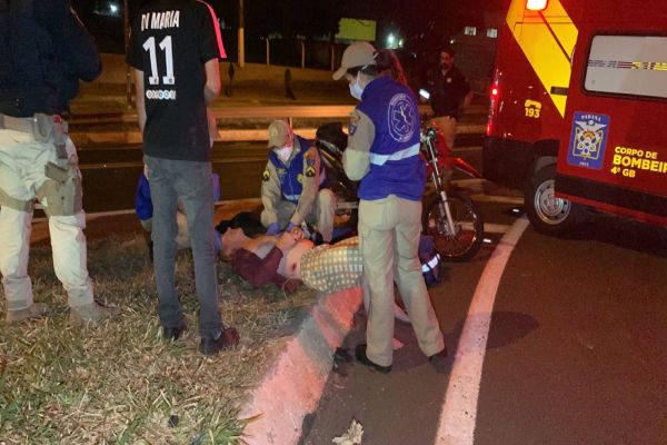 Casal fica ferido após forte colisão na BR-277, no Trevo da Portal em Cascavel