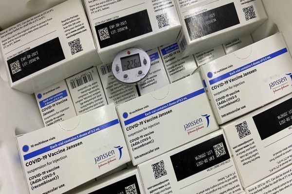 Saúde distribui nesta quarta-feira 136 mil doses da Janssen para reforço