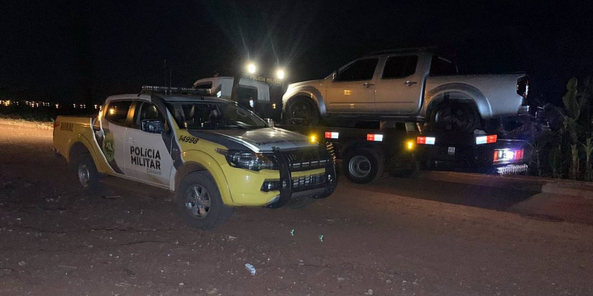 PM recupera caminhonete roubada minutos após o crime e detém um suspeito no Bairro Esmeralda