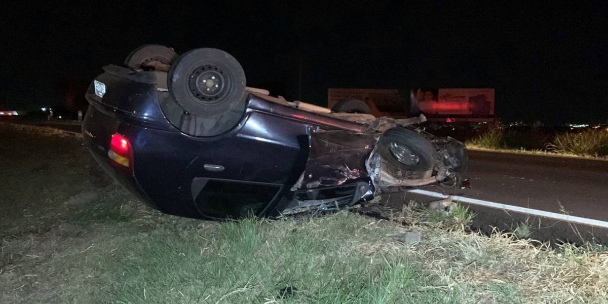 Colisão frontal é registrada na BR-467 em Cascavel; veículo seguia na contra mão da via