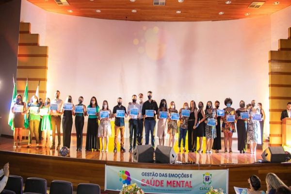 Profissionais da Educação concluem Curso de Gestão das Emoções