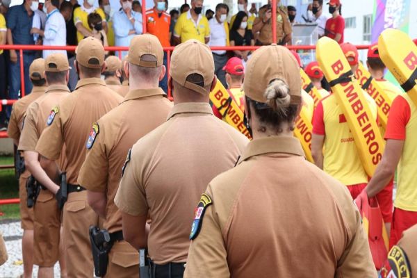 Governo lança o Verão Paraná Viva a Vida 2021/2022