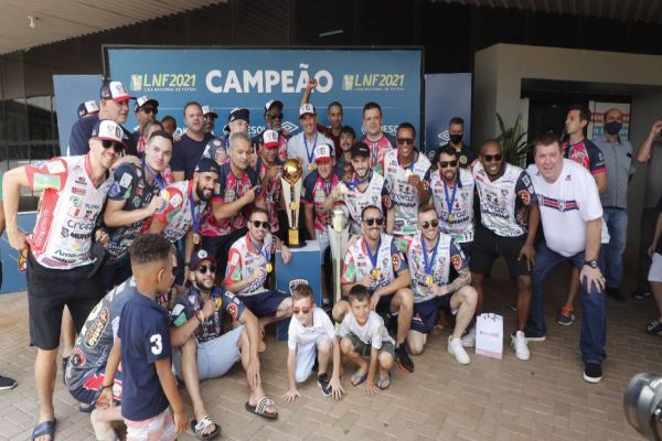 Cascavel Futsal deu um presente que ficará cravado nos 70 anos de Cascavel, diz Paranhos