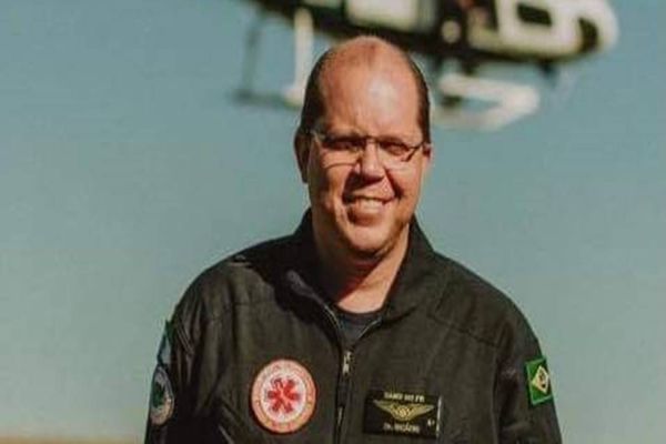 Diretor Técnico Médico do Consamu recebe comenda