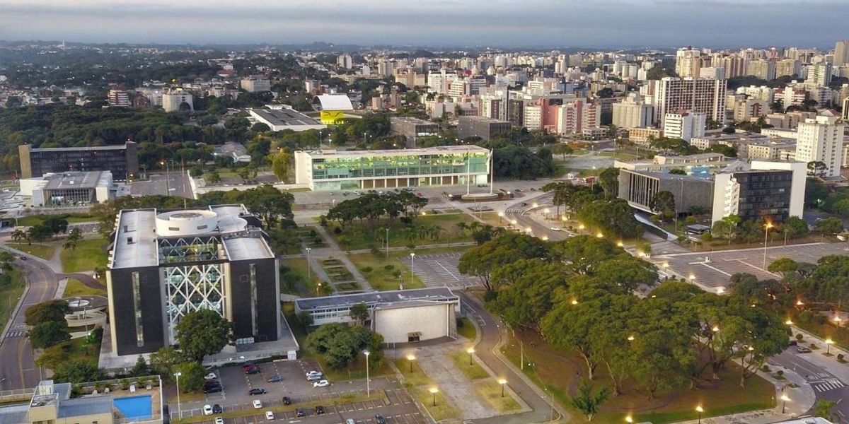 Com nova lei, Governo oficializa serviço público de loteria do Paraná