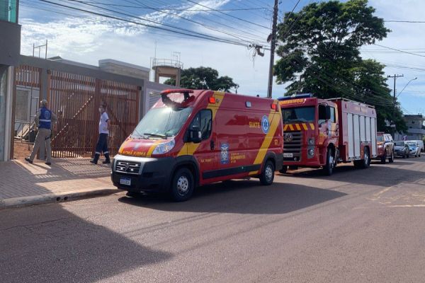 Homem sofre choque elétrico durante pintura de sobrado no Jardim Consolata
