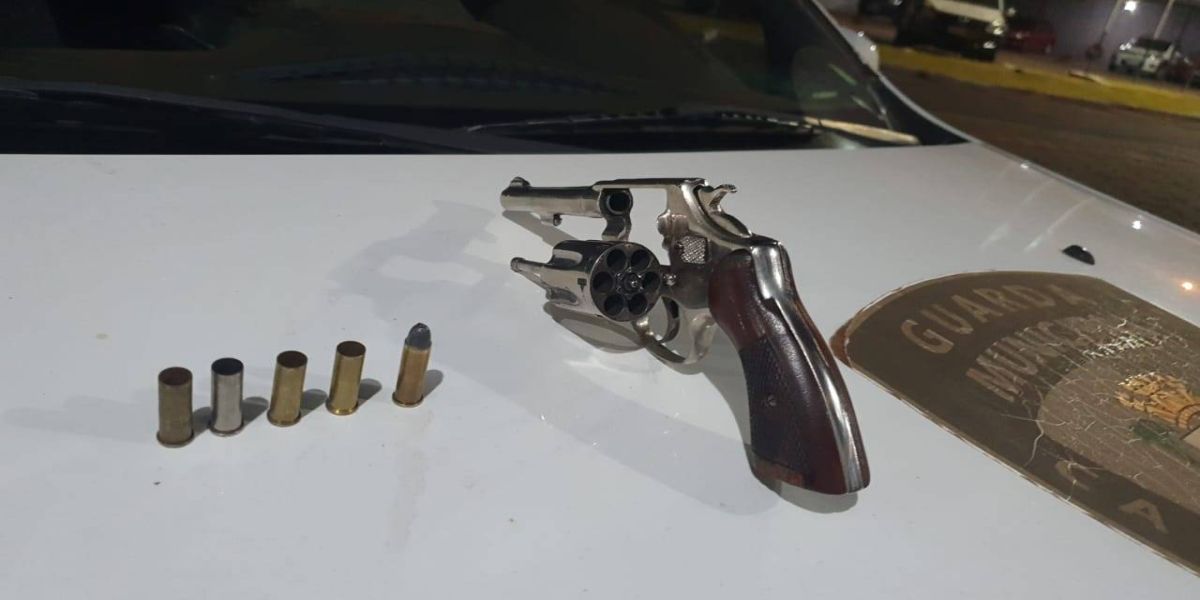 Jovem de 22 anos é detido após efetuar disparos de arma de fogo na região Central de Cascavel