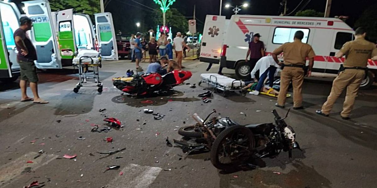 'Papai Noel' morre em acidente após fazer entrega de brinquedos, no interior do Paraná