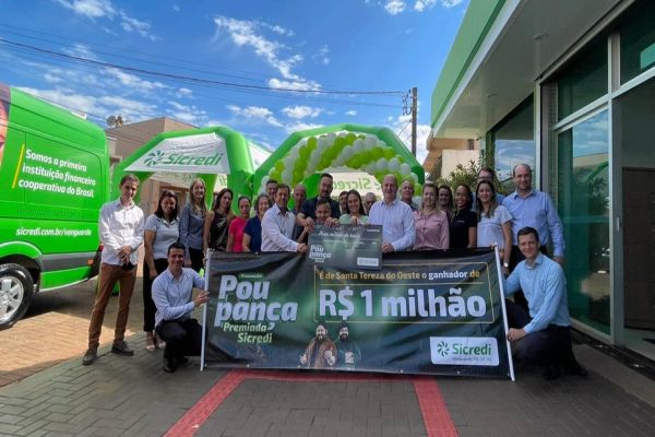 Empresa paranaense recebe R$1 milhão na campanha "Poupança Premiada Sicredi"